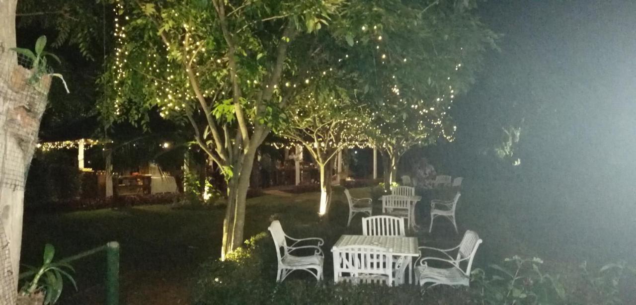 Rajarata Family Resort Anuradhapura Exterior photo